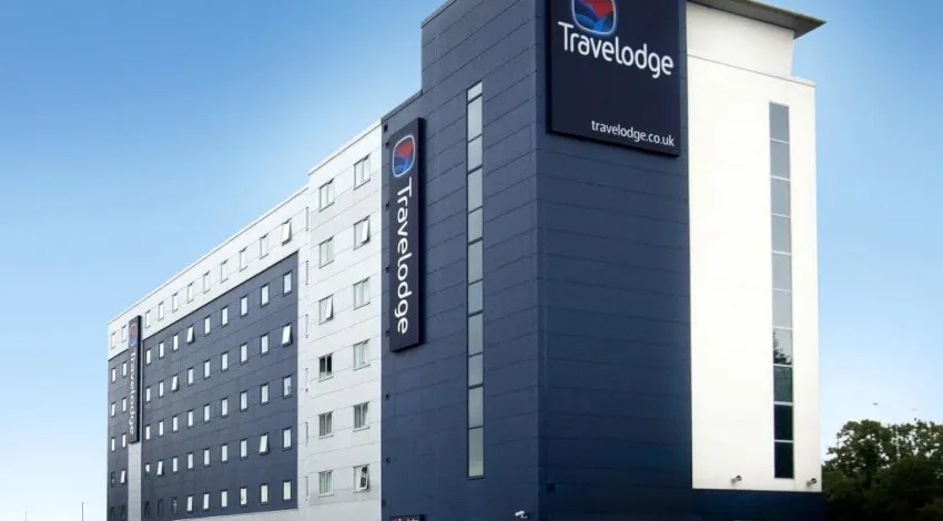 Birmingham Airport Hotels Park And Fly www.travelodge.co.uk